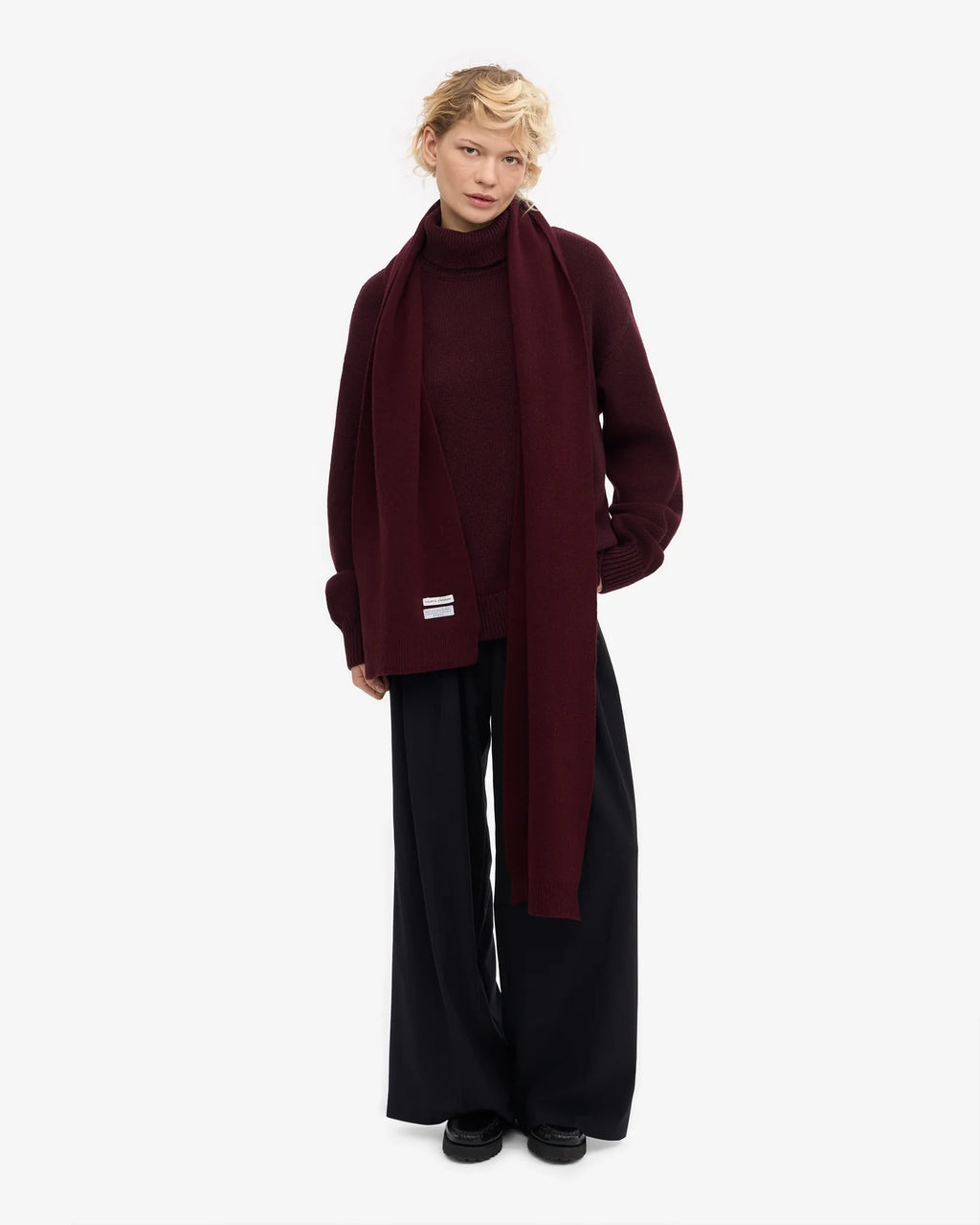COLORFUL STANDARD Merino Wool Scarf oxblood red