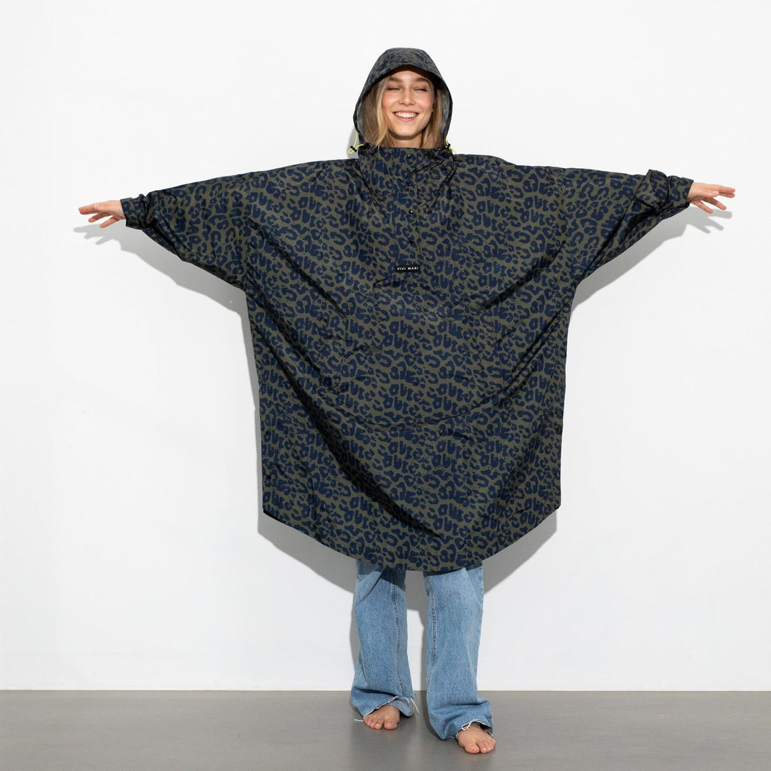VIVI MARI RAINCOAT LEO SPLASHES NAVY/OLIVE