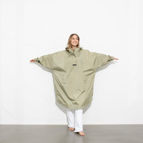 VIVI MARI RAINCOAT SOLID PALE OLIVE