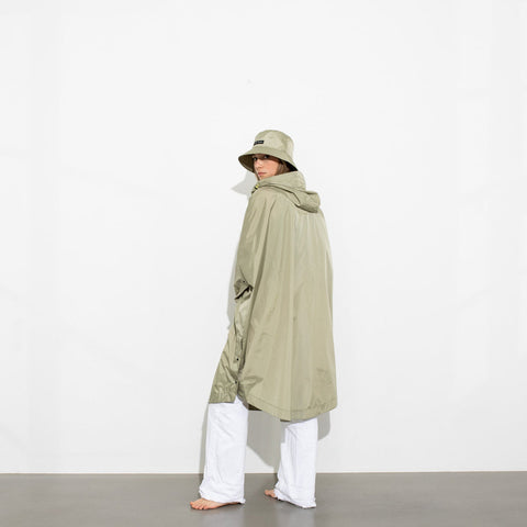 VIVI MARI RAINCOAT SOLID PALE OLIVE