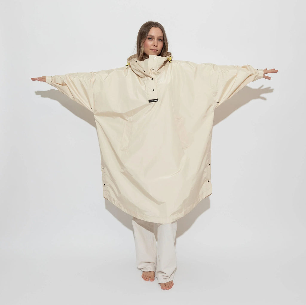 VIVI MARI Raincoat Solid sand