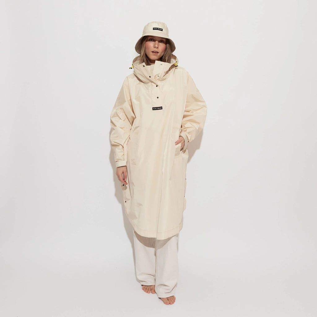VIVI MARI Raincoat Solid sand