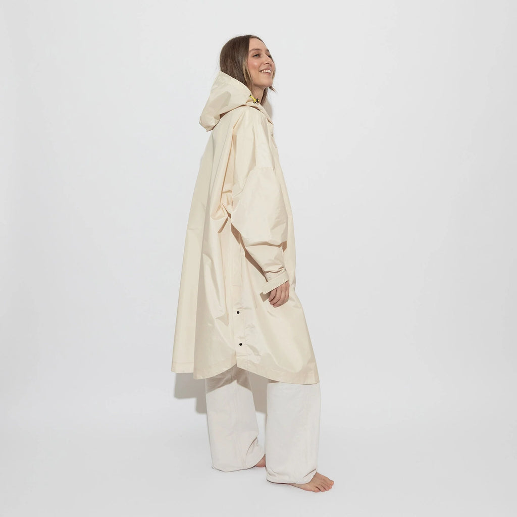 VIVI MARI Raincoat Solid sand