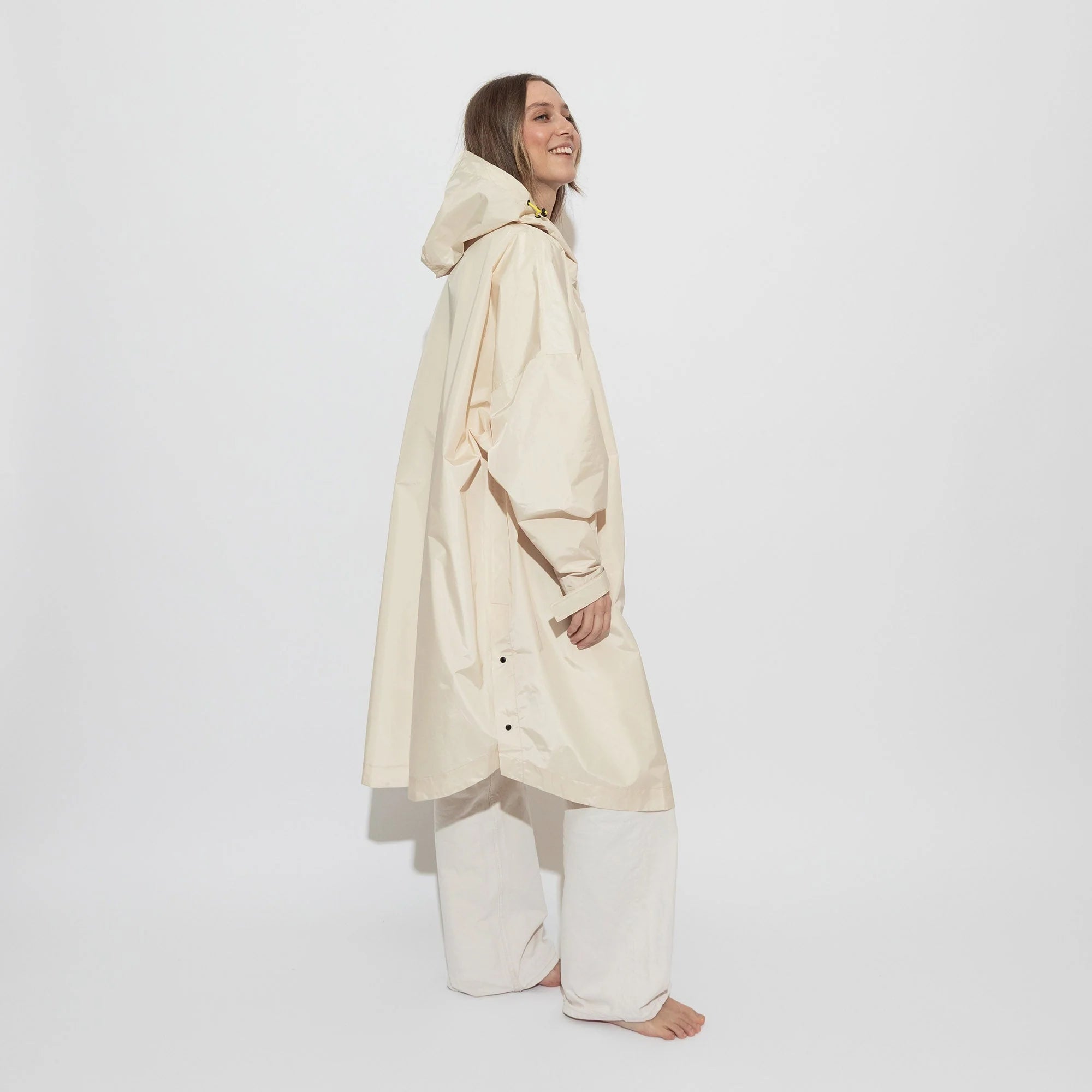 VIVI MARI Raincoat Solid sand