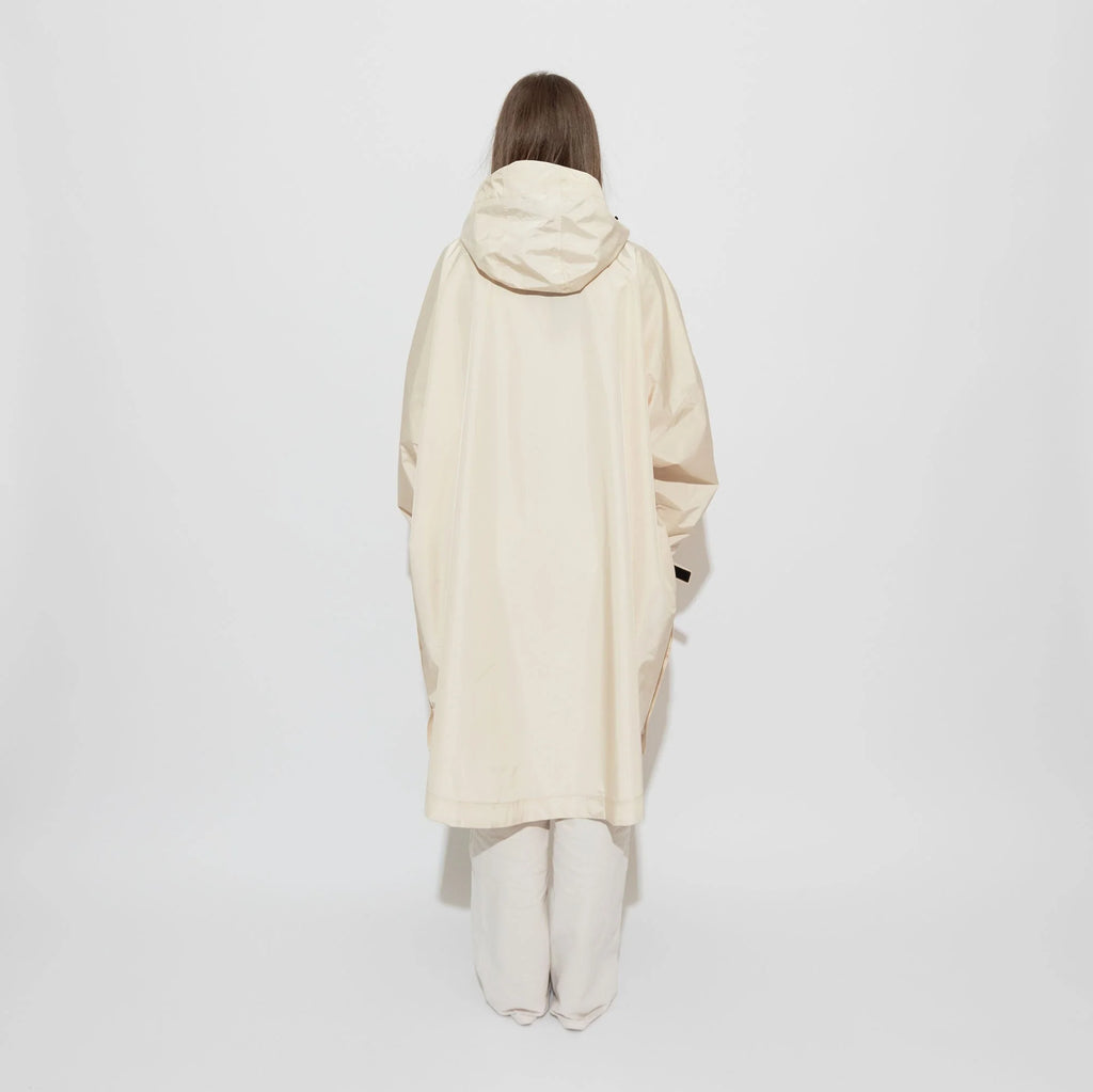 VIVI MARI Raincoat Solid sand