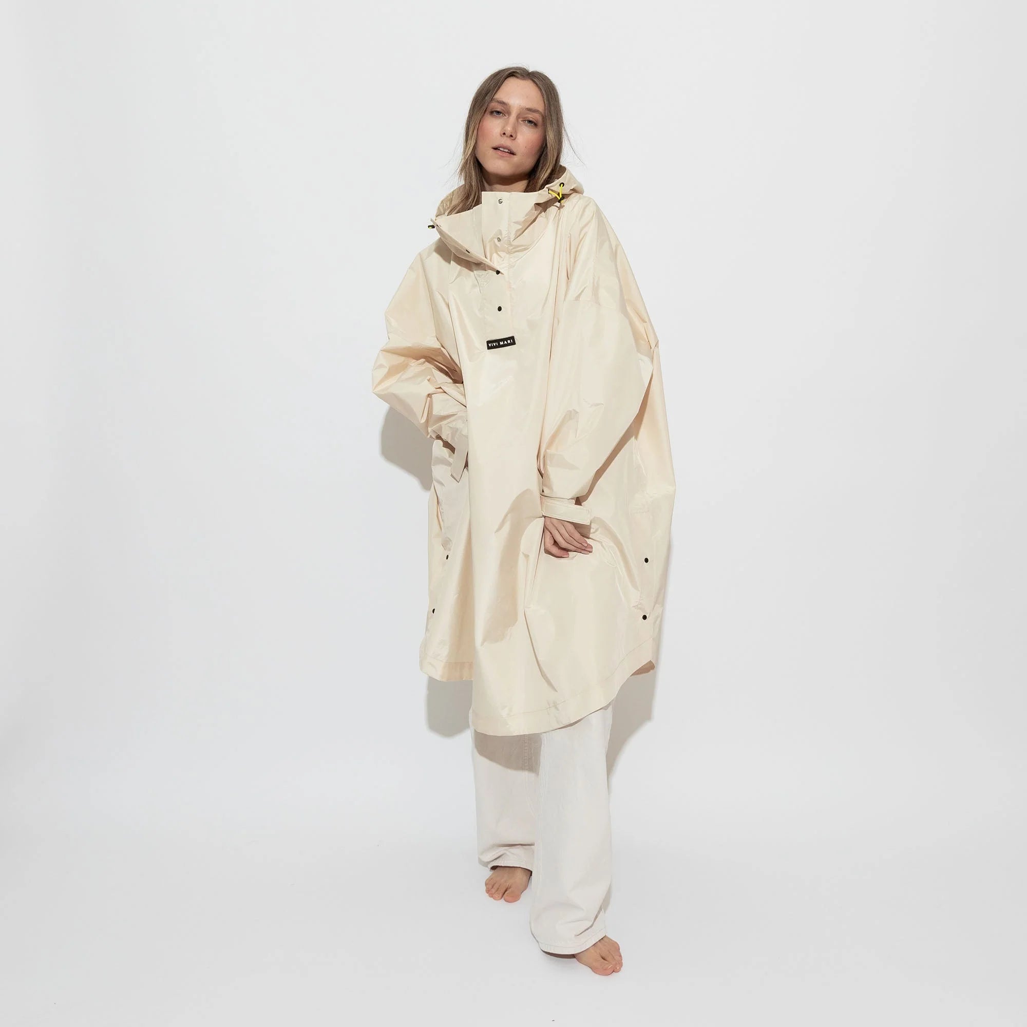 VIVI MARI Raincoat Solid sand