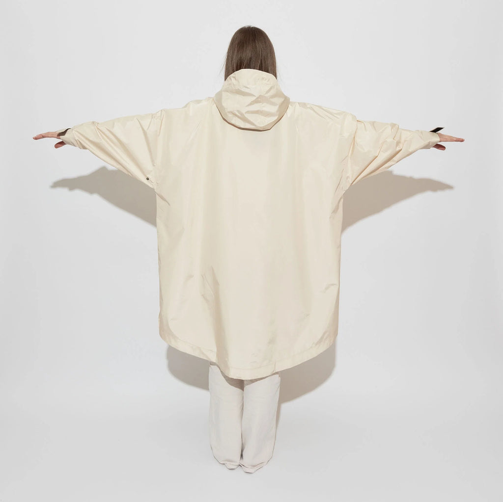 VIVI MARI Raincoat Solid sand
