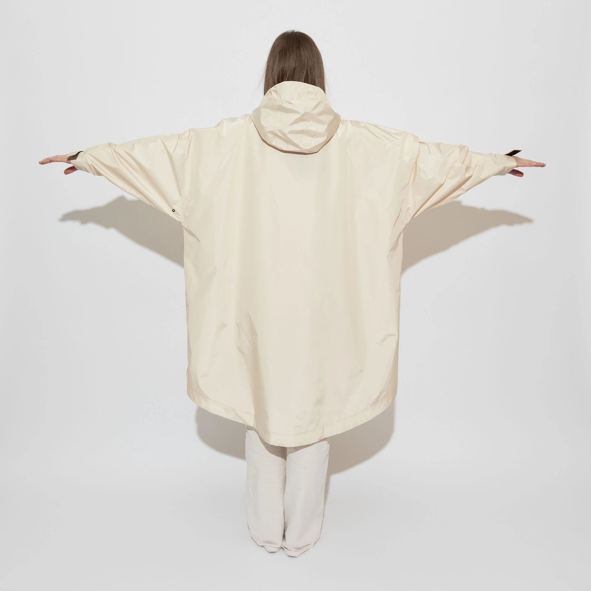 VIVI MARI Raincoat Solid sand